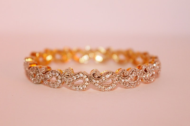 Jugal's artisan crafting jewellery