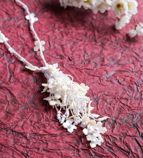 Sustainable White Shell Flower Bead Necklace