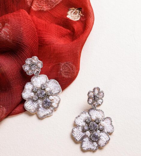 White Flower Beads Hanging Earrings